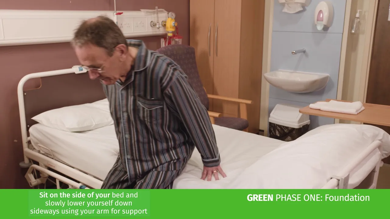 mies sairaalasängyssä